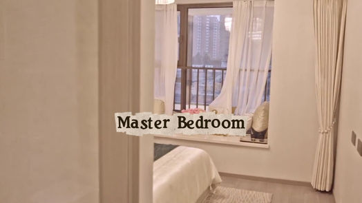 Step Inside This Beautiful Home